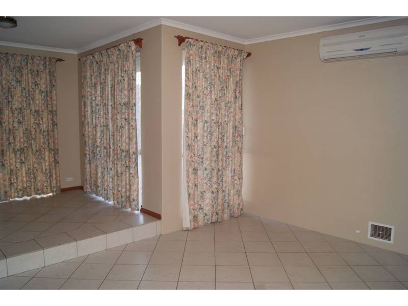 12 Rambutan Place, South Lake WA 6164