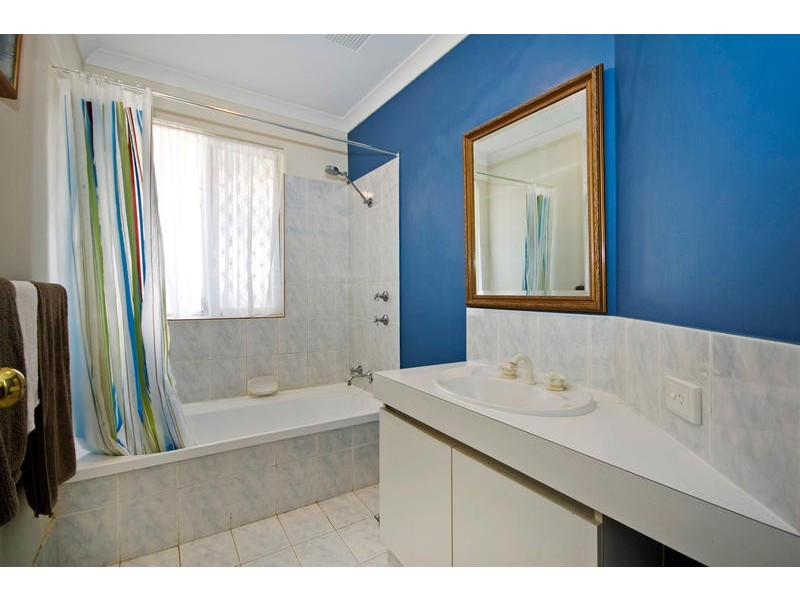 3 Ellamere Retreat, Maddington WA 6109