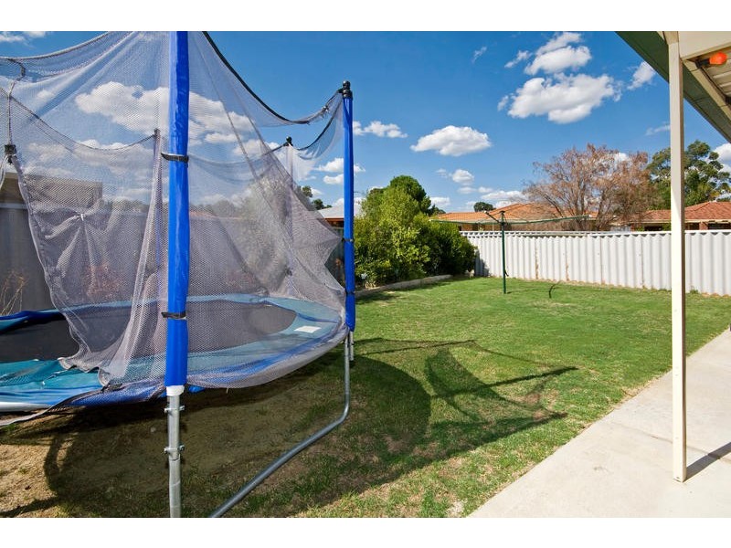 3 Ellamere Retreat, Maddington WA 6109