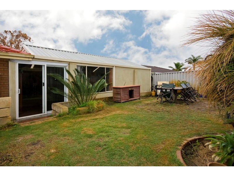 5 Iris Place, Yangebup WA 6164