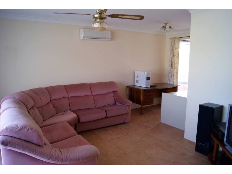 1 Mollerin Place, South Lake WA 6164