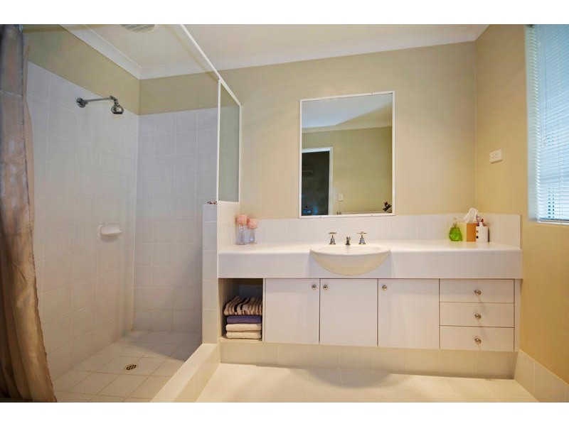 18 Kaptyn Close, Beeliar WA 6164