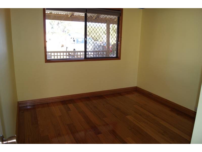 17 Strelley Road, Golden Bay WA 6174