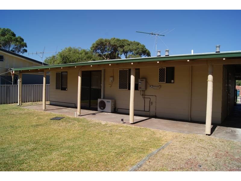 17 Strelley Road, Golden Bay WA 6174