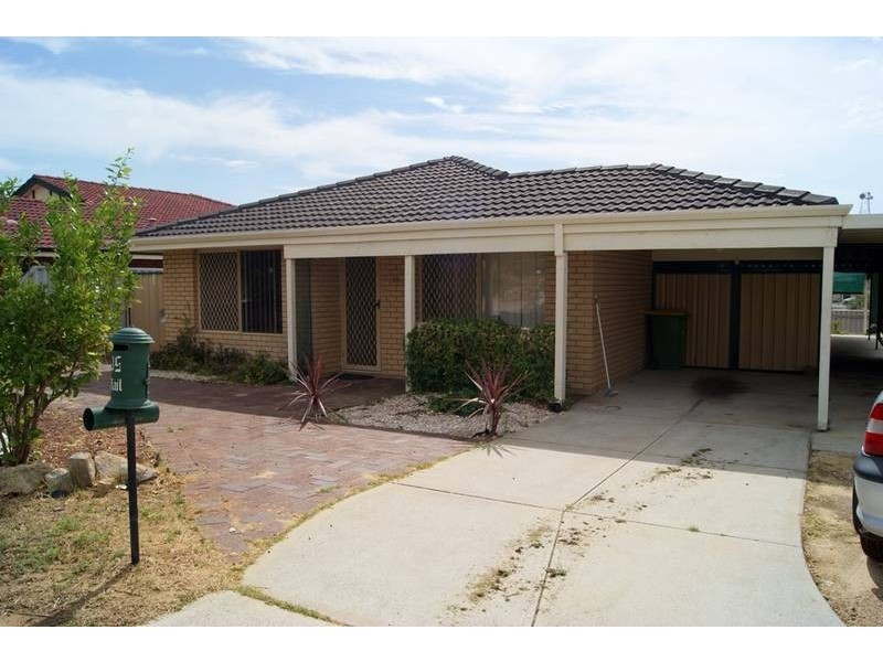 35 Bloodwood Circle, South Lake WA 6164