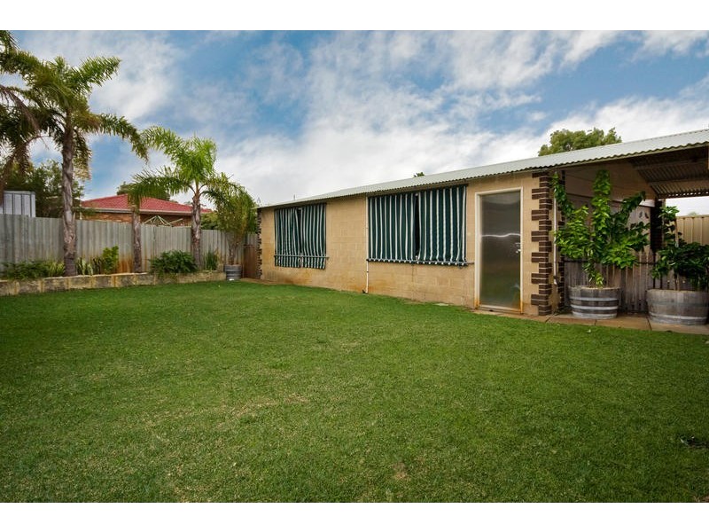 213 Yangebup Road, Yangebup WA 6164