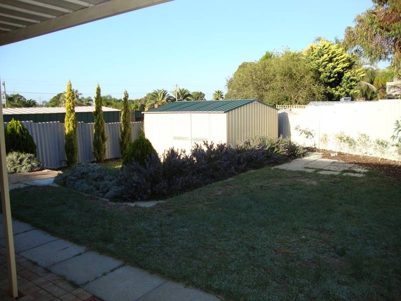 9B Lanagan Rise, South Lake WA 6164