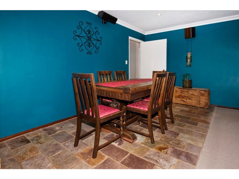 13 Bondini Way, Bibra Lake WA 6163