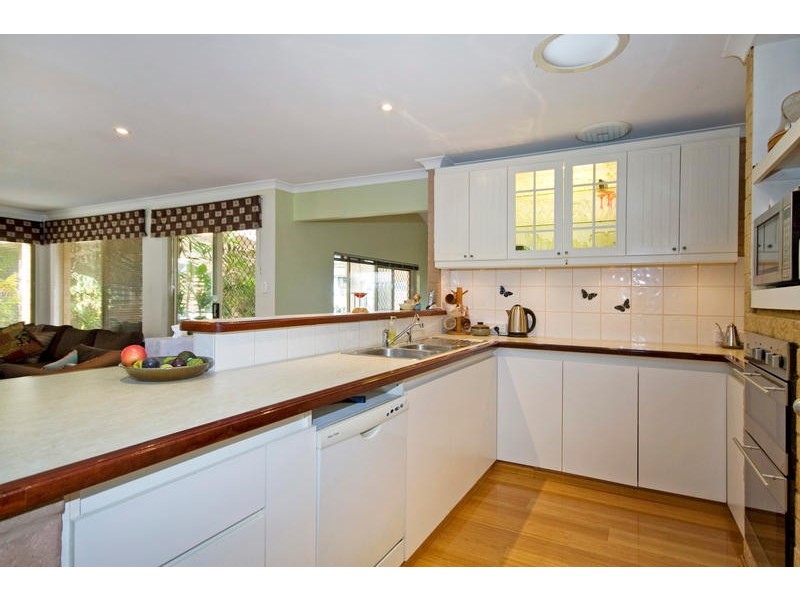 4 Pomaderris Place, South Lake WA 6164