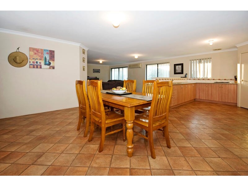 4 Wrasse Way, Yangebup WA 6164