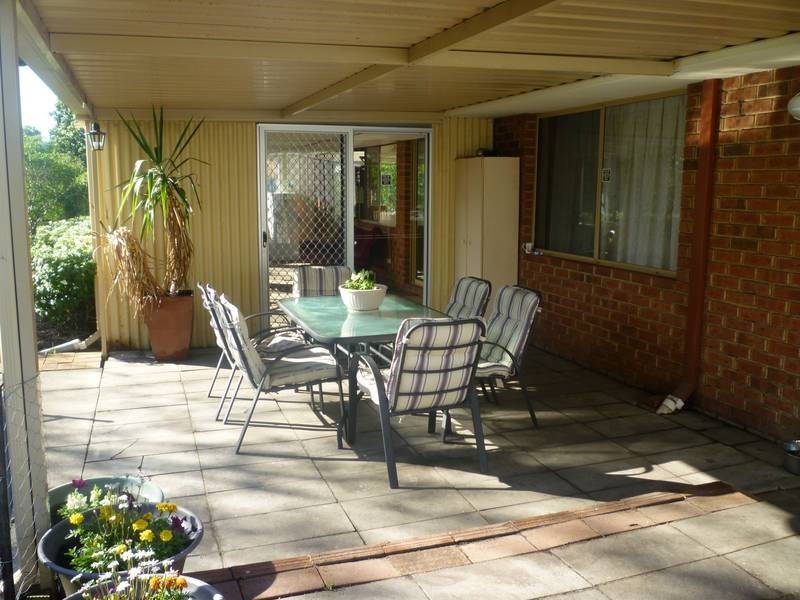 14 Waterside Place, South Lake WA 6164