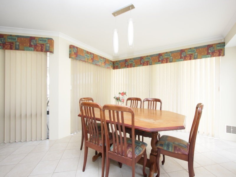 7 Deflexa Road, Canning Vale WA 6155