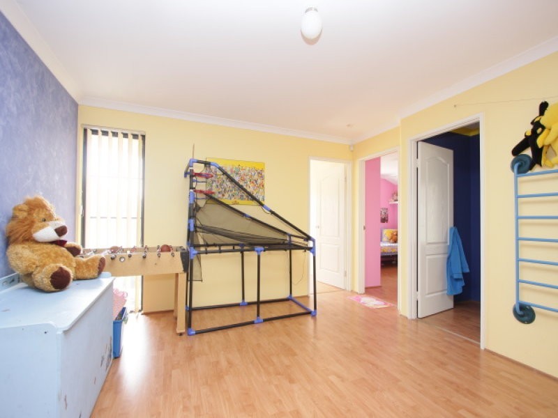7 Deflexa Road, Canning Vale WA 6155