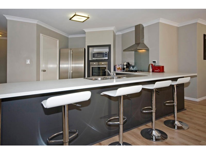 18 Humboldt Entrance, Aubin Grove WA 6164
