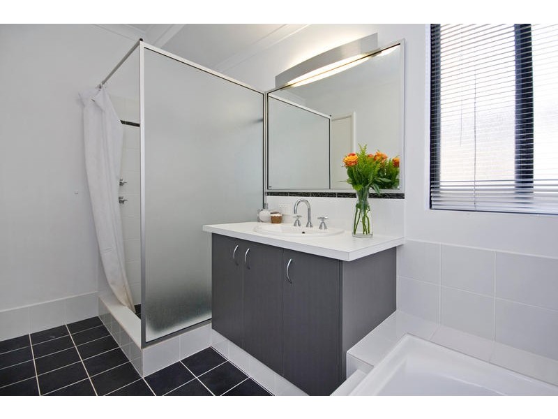 18 Humboldt Entrance, Aubin Grove WA 6164
