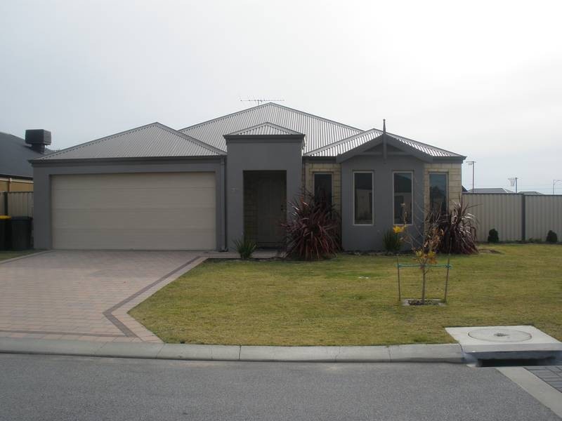 21 Araluen Bend, Aubin Grove WA 6164