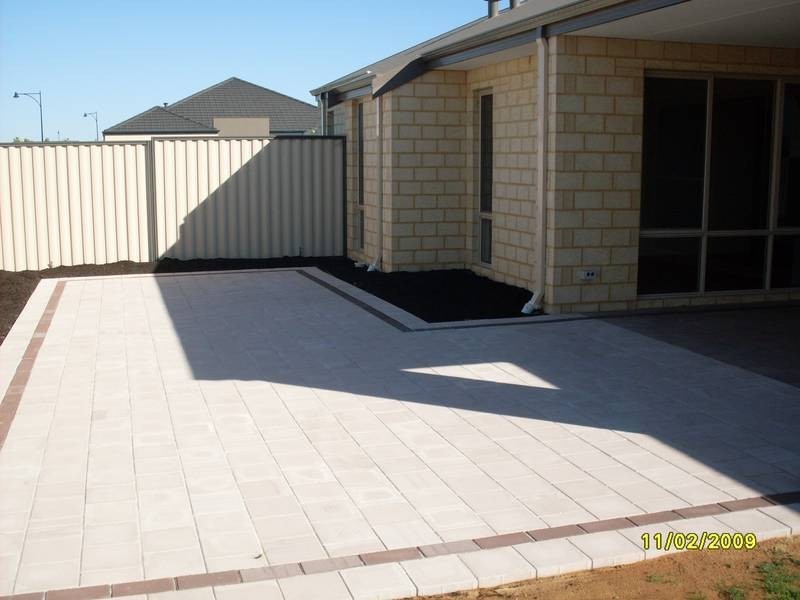 21 Araluen Bend, Aubin Grove WA 6164