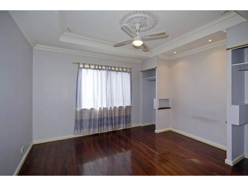 40 Medina Avenue, Medina WA 6167