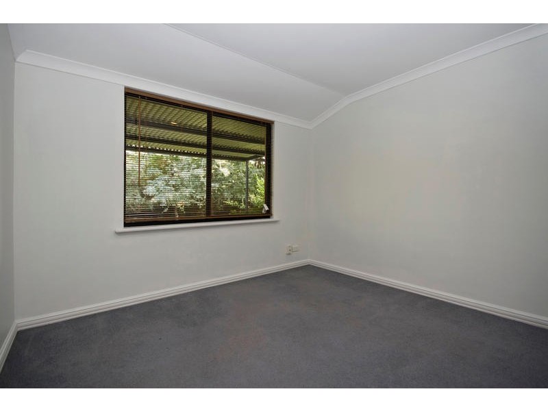 11 Kabbarli Court, South Lake WA 6164