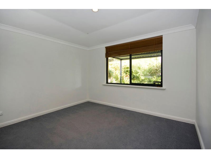 11 Kabbarli Court, South Lake WA 6164