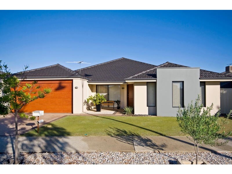 38 Macquarie Boulevard, Hammond Park WA 6164