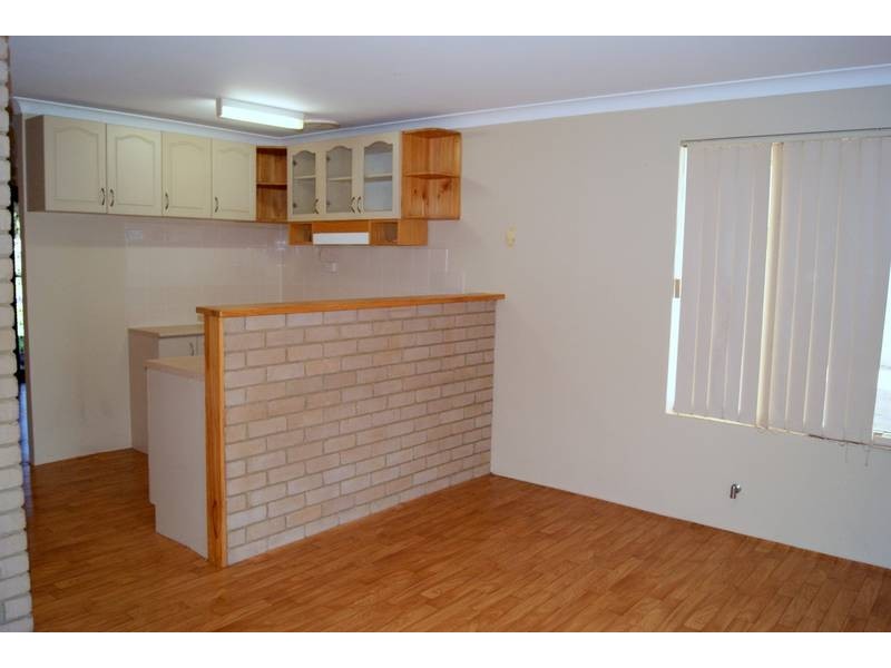 75 South Lake Drive, South Lake WA 6164