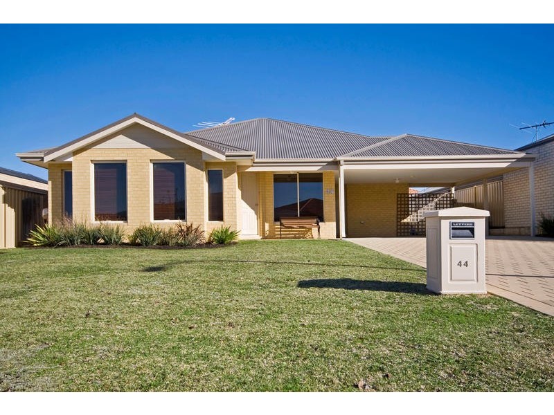 44 Honeyeater Street, Beeliar WA 6164