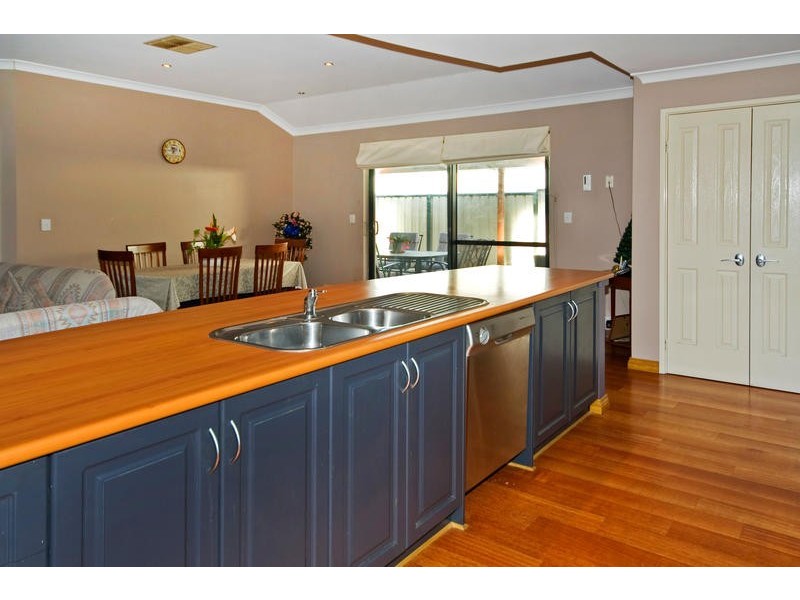 30 Amalfi Crest, Yangebup WA 6164