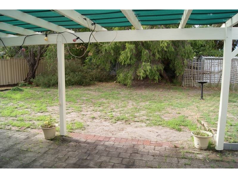 4 Moondarra Circle, South Lake WA 6164