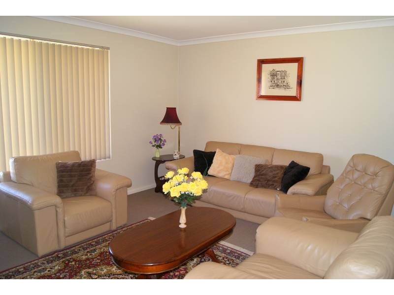 23B Labyrinth Way, South Lake WA 6164