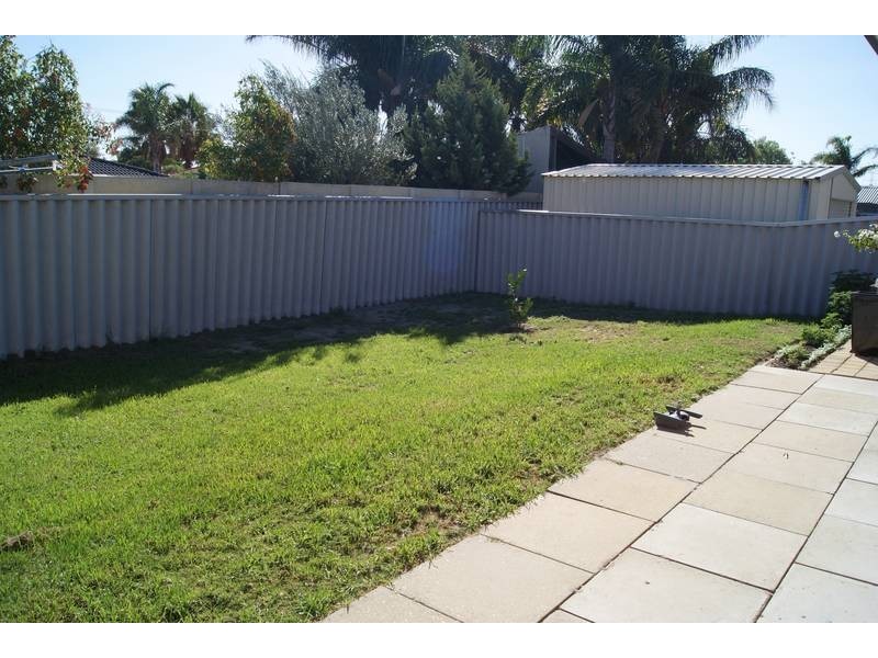 23B Labyrinth Way, South Lake WA 6164