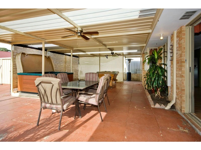 6 Rapania Rise, Yangebup WA 6164