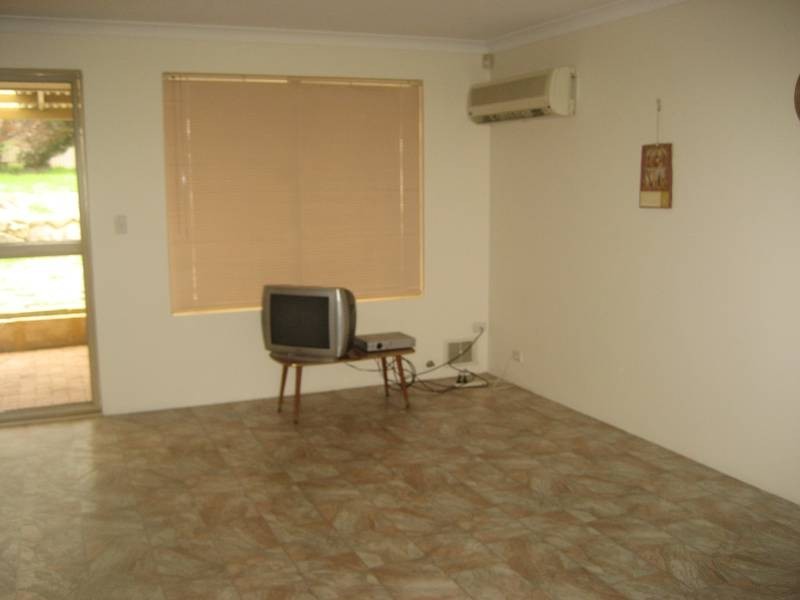 163 Elderberry Drive, South Lake WA 6164