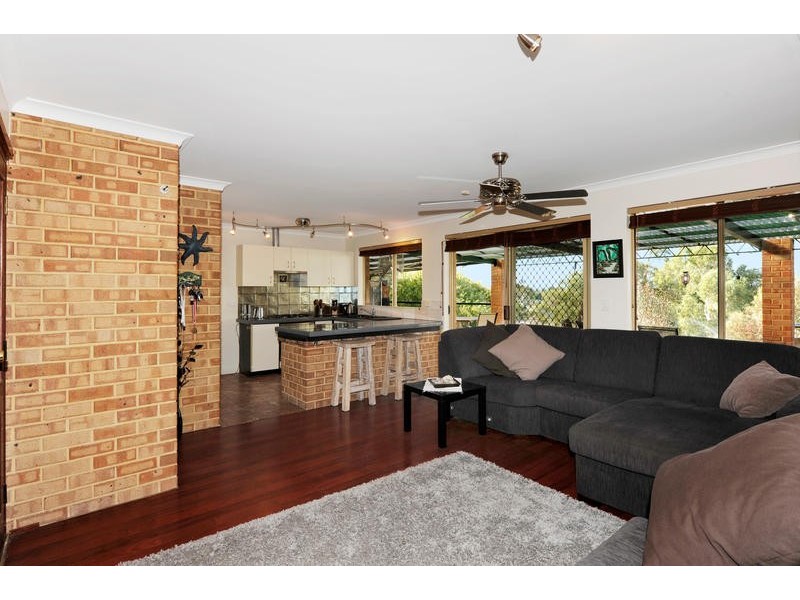 4 Acalypha View, Yangebup WA 6164