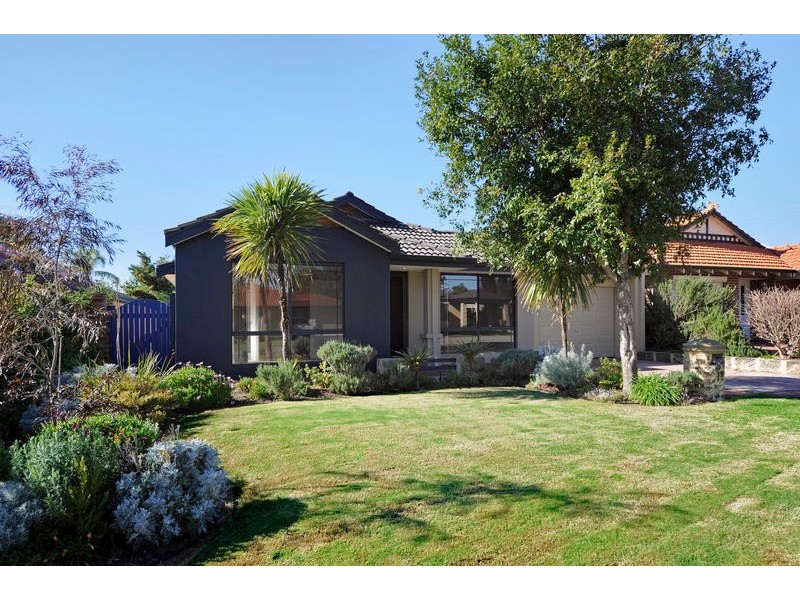 33 Citrus Loop, South Lake WA 6164