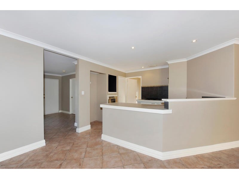 33 Citrus Loop, South Lake WA 6164