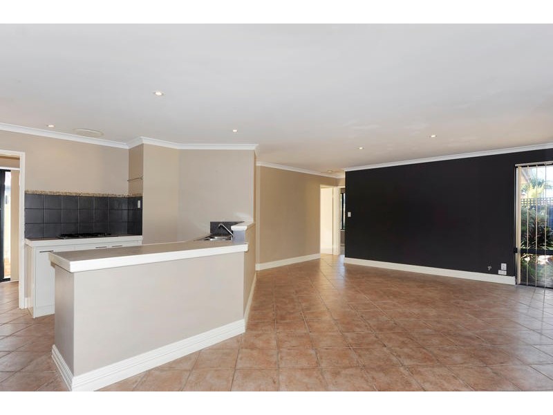 33 Citrus Loop, South Lake WA 6164