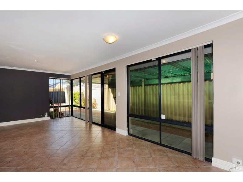 33 Citrus Loop, South Lake WA 6164