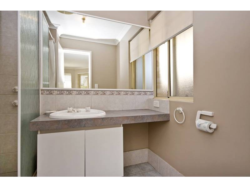 17 Riversdale Pass, Jandakot WA 6164