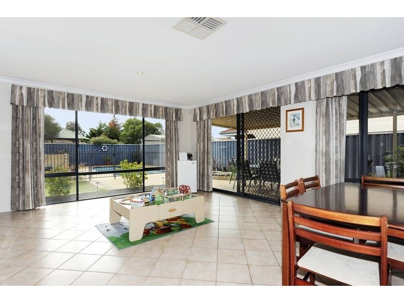 20 Mayhew Cross, Atwell WA 6164