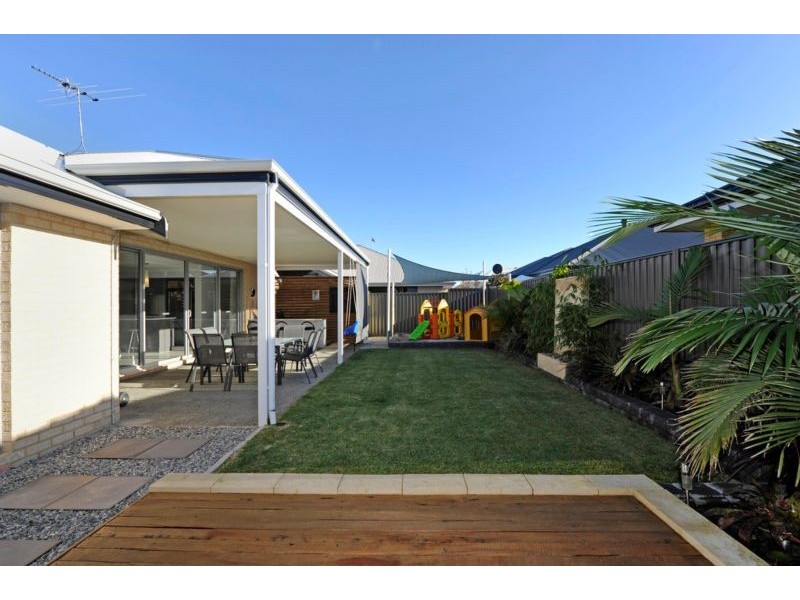 20 Stills Avenue, Harrisdale WA 6112