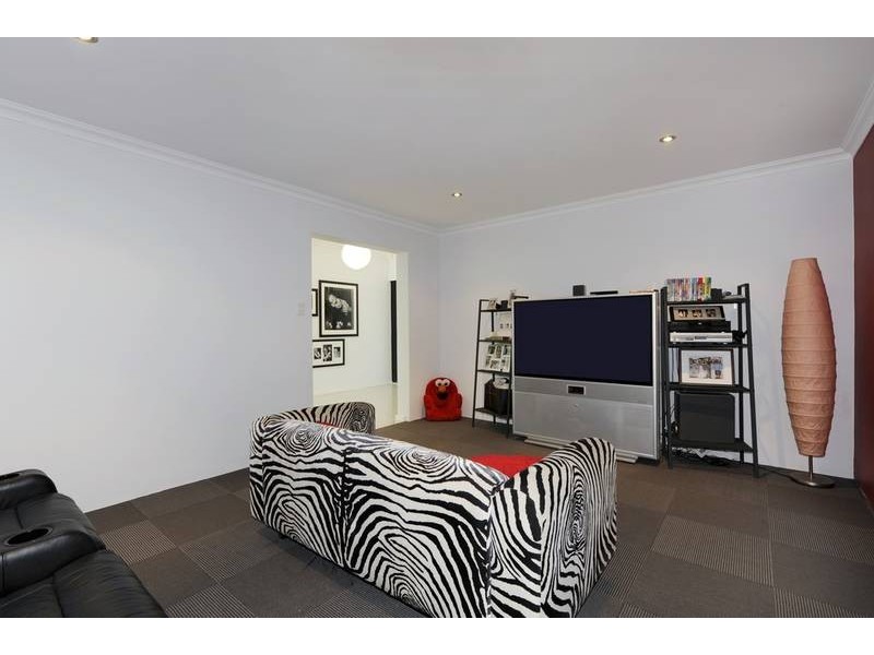 20 Stills Avenue, Harrisdale WA 6112