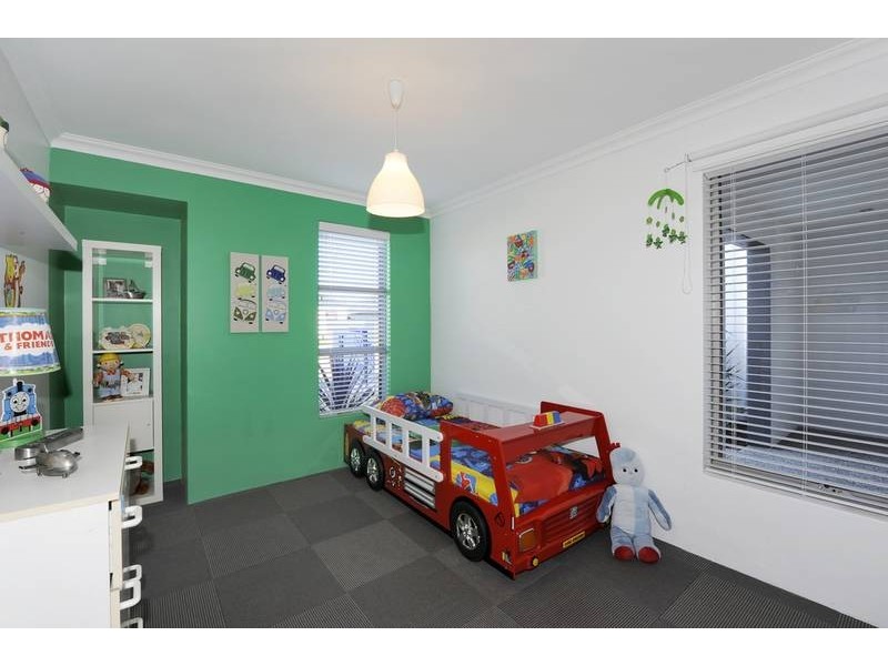 20 Stills Avenue, Harrisdale WA 6112