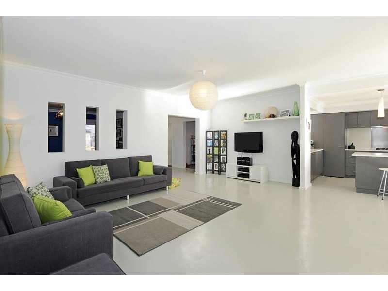 20 Stills Avenue, Harrisdale WA 6112