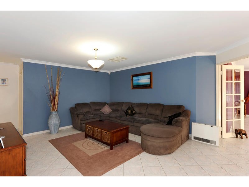 17 Wauhop Circle, Beeliar WA 6164