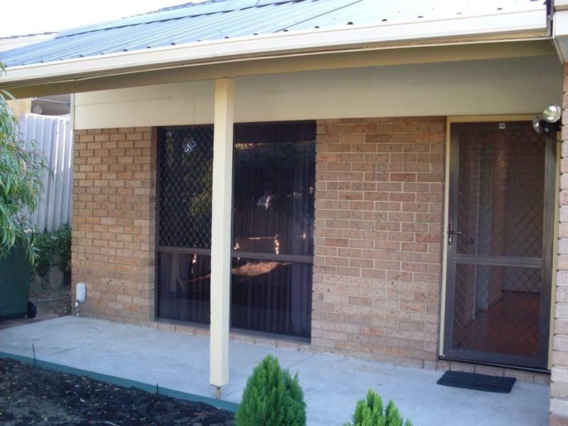 12 Tarndale Way, South Lake WA 6164