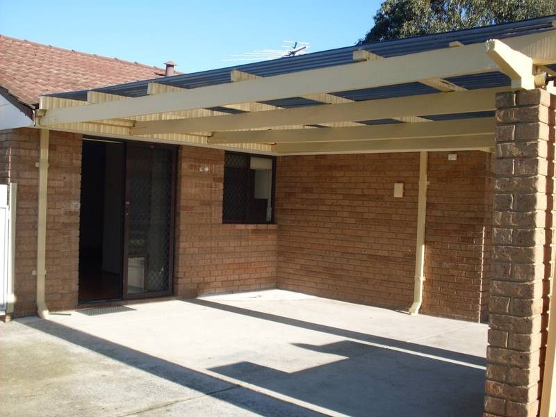 12 Tarndale Way, South Lake WA 6164