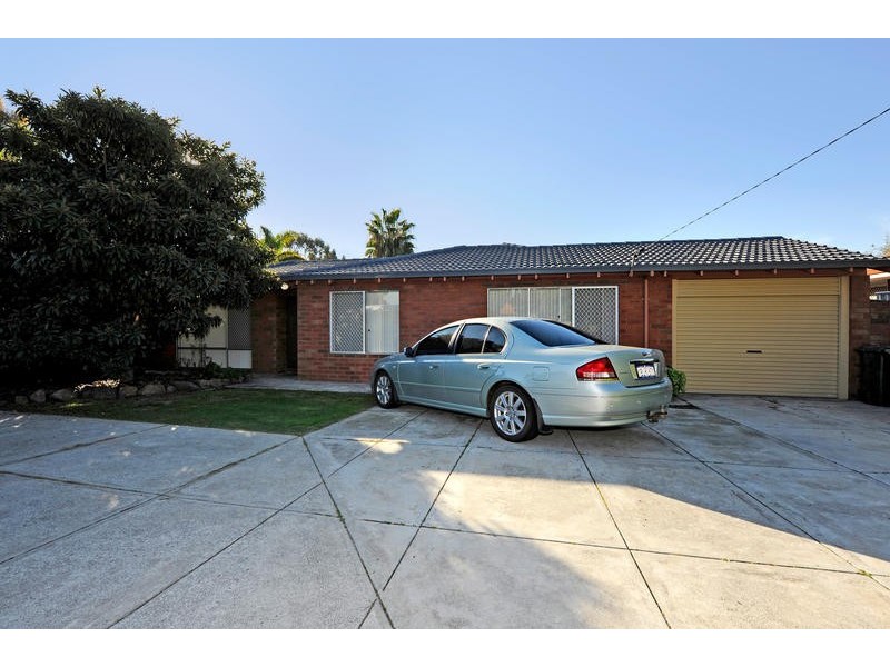 128 Apsley Road, Willetton WA 6155