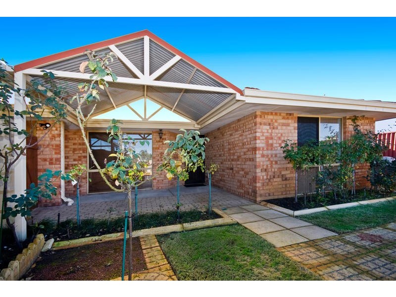 13B Wapengo Close, South Lake WA 6164