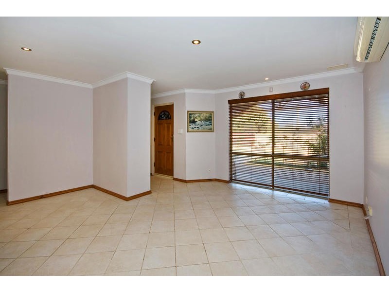 13B Wapengo Close, South Lake WA 6164